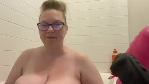 LadyCherieLynn online show from June 17, 2:07 pm