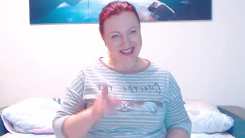 Snapshot of ladyelizabeth777 chatting on April 13, 9:15 am Beth online show from April 13, 9:15 am