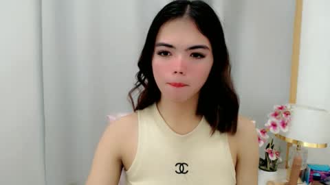 ladyfucker_ online show from September 18, 7:10 am