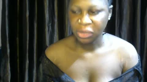 sexylila online show from June 3, 10:29 am