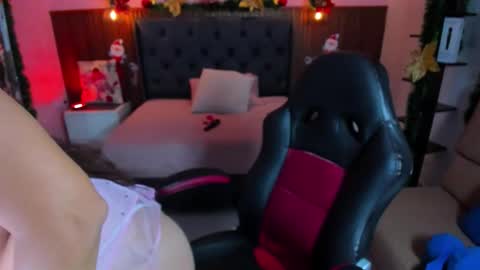 LADY  online show from December 20, 12:23 pm