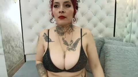 LadyMiaX online show from July 9, 3:43 am