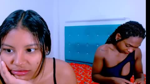 Snapshot of ladypussy69779756 chatting on February 9, 9:58 am laura online show from February 9, 9:58 am