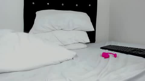 Ladysexy hot19  online show from March 8, 3:06 am