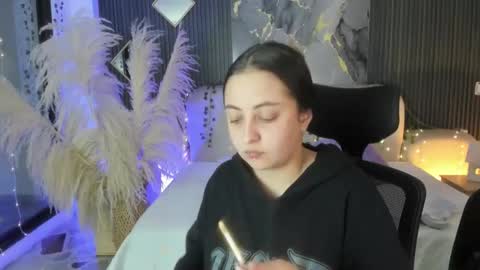 Lady  online show from February 16, 3:57 am