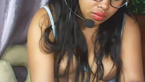LadyXSnakes online show from July 29, 7:06 am