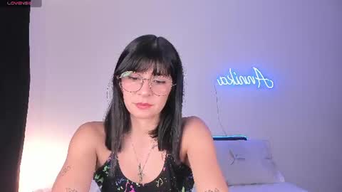 Snapshot of laena_arryn chatting on June 20, 8:44 pm Laena Arryn online show from June 20, 8:44 pm