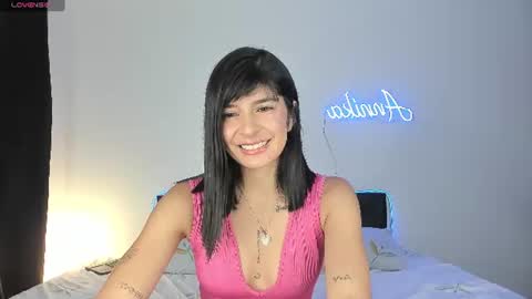 Snapshot of laena_arryn chatting on July 20, 8:11 pm Laena Arryn online show from July 20, 8:11 pm