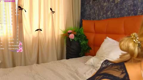 Snapshot of lafeti chatting on September 9, 6:46 am Lilia online show from September 9, 6:46 am