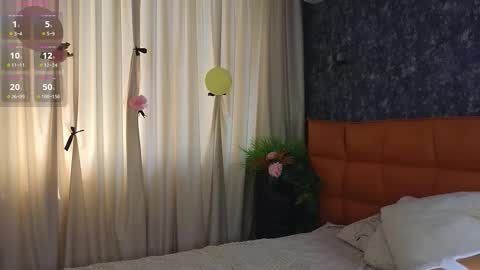 Snapshot of lafeti chatting on September 17, 6:48 am Lilia online show from September 17, 6:48 am