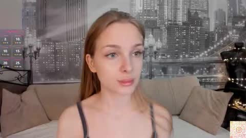 Snapshot of lafeti chatting on November 9, 6:33 am Lilia online show from November 9, 6:33 am