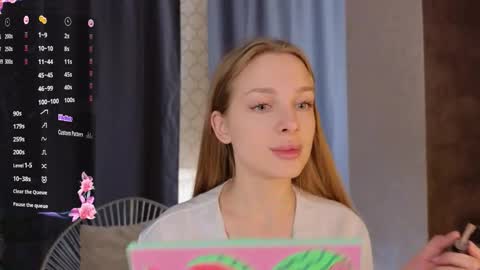 Snapshot of lafeti chatting on November 14, 6:23 am Lilia online show from November 14, 6:23 am