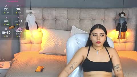    online show from October 21, 10:43 pm