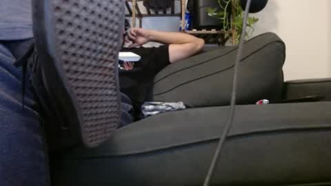 Snapshot of laidback_and_chill chatting on December 4, 4:32 am Rick online show from December 4, 4:32 am