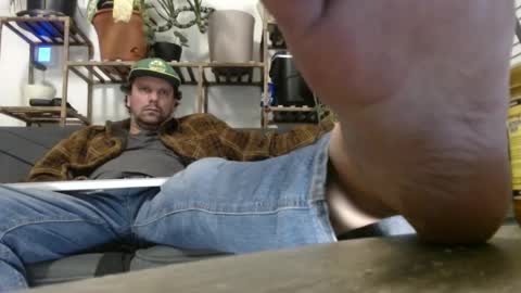 Snapshot of laidback_and_chill chatting on December 6, 7:43 am Rick online show from December 6, 7:43 am