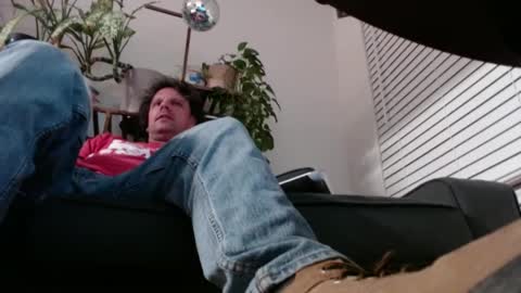 Snapshot of laidback_and_chill chatting on December 15, 4:18 am Rick online show from December 15, 4:18 am