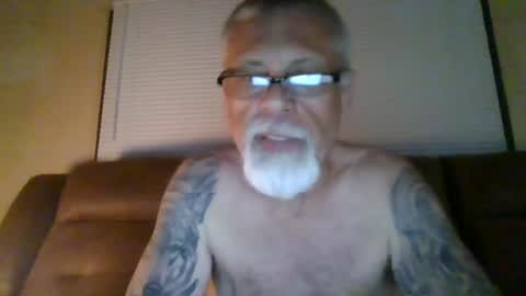 laidbackluxury online show from June 16, 7:55 am