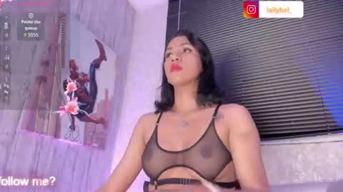 Snapshot of laiilybell chatting on June 15, 8:33 pm laiily bell online show from June 15, 8:33 pm