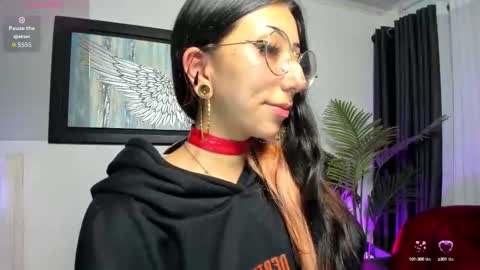 laila_angel online show from October 15, 2:39 pm