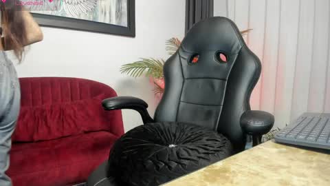 laila_angel online show from May 28, 2:20 am