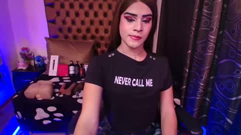 Camila online show from April 30, 8:48 pm