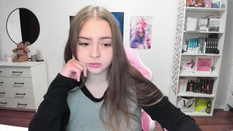 Snapshot of lain__ chatting on March 4, 10:38 pm Kira online show from March 4, 10:38 pm