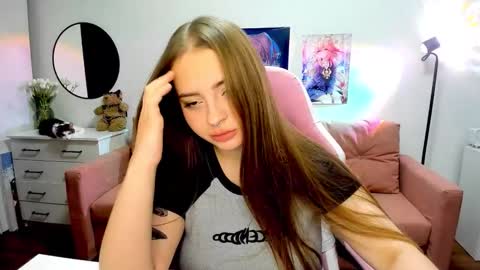 Snapshot of lain__ chatting on September 8, 9:47 pm Kira online show from September 8, 9:47 pm