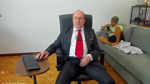 lajose52 online show from September 11, 6:52 pm