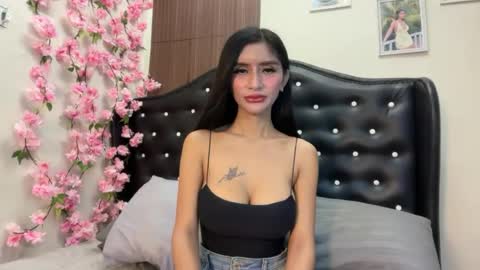 kristine online show from July 13, 11:02 am