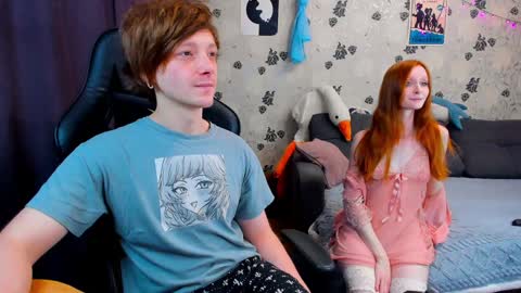 Snapshot of laksmrrr chatting on February 1, 11:21 am Lu Alex online show from February 1, 11:21 am