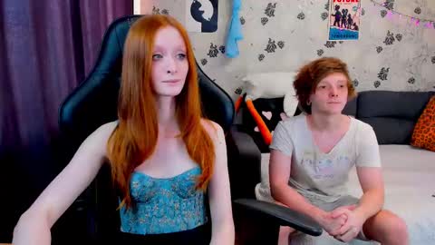 Snapshot of laksmrrr chatting on February 19, 9:50 am Lu Alex online show from February 19, 9:50 am