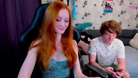 Snapshot of laksmrrr chatting on March 5, 9:27 am Lu Alex online show from March 5, 9:27 am