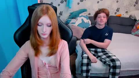 Snapshot of laksmrrr chatting on September 23, 10:07 am Lu Alex online show from September 23, 10:07 am