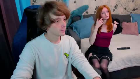 Snapshot of laksmrrr chatting on December 3, 10:02 am Lu Alex online show from December 3, 10:02 am