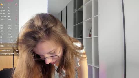 Julia online show from September 26, 8:35 pm