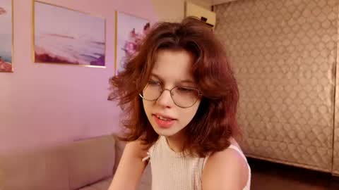 Julia online show from June 23, 8:07 pm