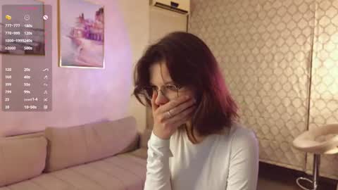 Julia online show from June 25, 8:24 pm