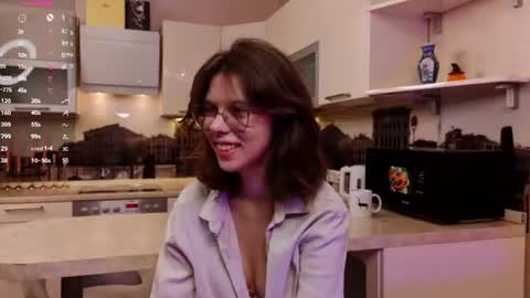 Julia online show from June 28, 8:04 pm