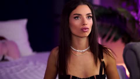 Snapshot of lalaroze chatting on September 21, 6:42 pm Lala online show from September 21, 6:42 pm