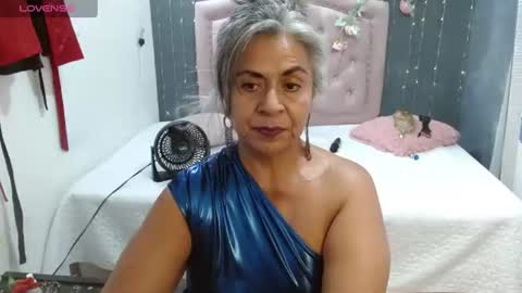 lalisha online show from June 17, 11:16 pm