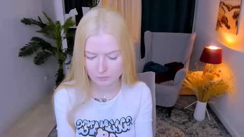 Laly online show from March 7, 6:32 am