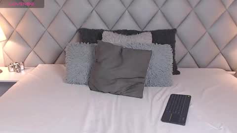 Laly Castro online show from March 6, 8:16 pm