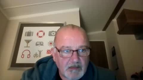 Snapshot of lamabama chatting on November 23, 9:03 pm lamabama online show from November 23, 9:03 pm