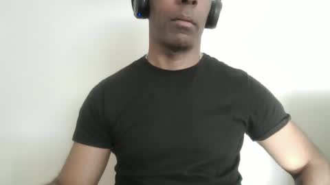 Snapshot of lamanta72hot chatting on June 18, 2:21 pm lamanta72hot online show from June 18, 2:21 pm