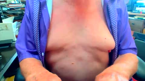 Snapshot of lamarbrazil chatting on March 9, 4:33 pm lamarbrazil online show from March 9, 4:33 pm