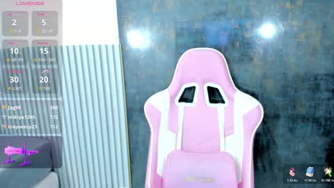 Snapshot of lana_boomer chatting on November 22, 7:57 pm Lana online show from November 22, 7:57 pm