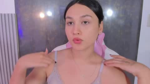 Lana online show from April 24, 8:33 pm