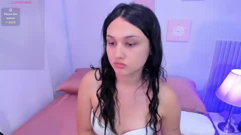 Lana online show from July 28, 9:25 pm