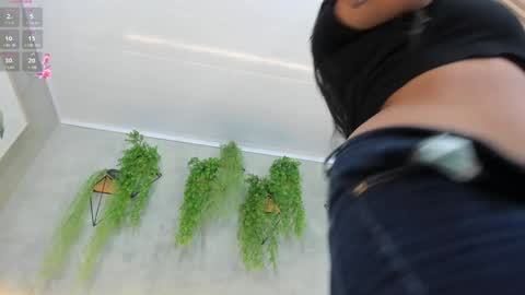 lana_lann online show from January 22, 11:45 am