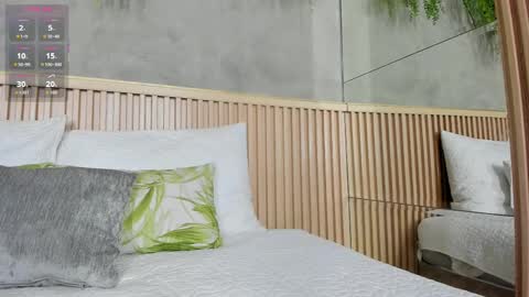 lana_lann online show from September 29, 11:48 am